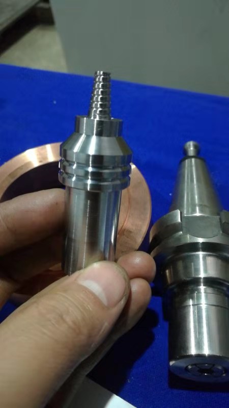 Mixing head workpiece