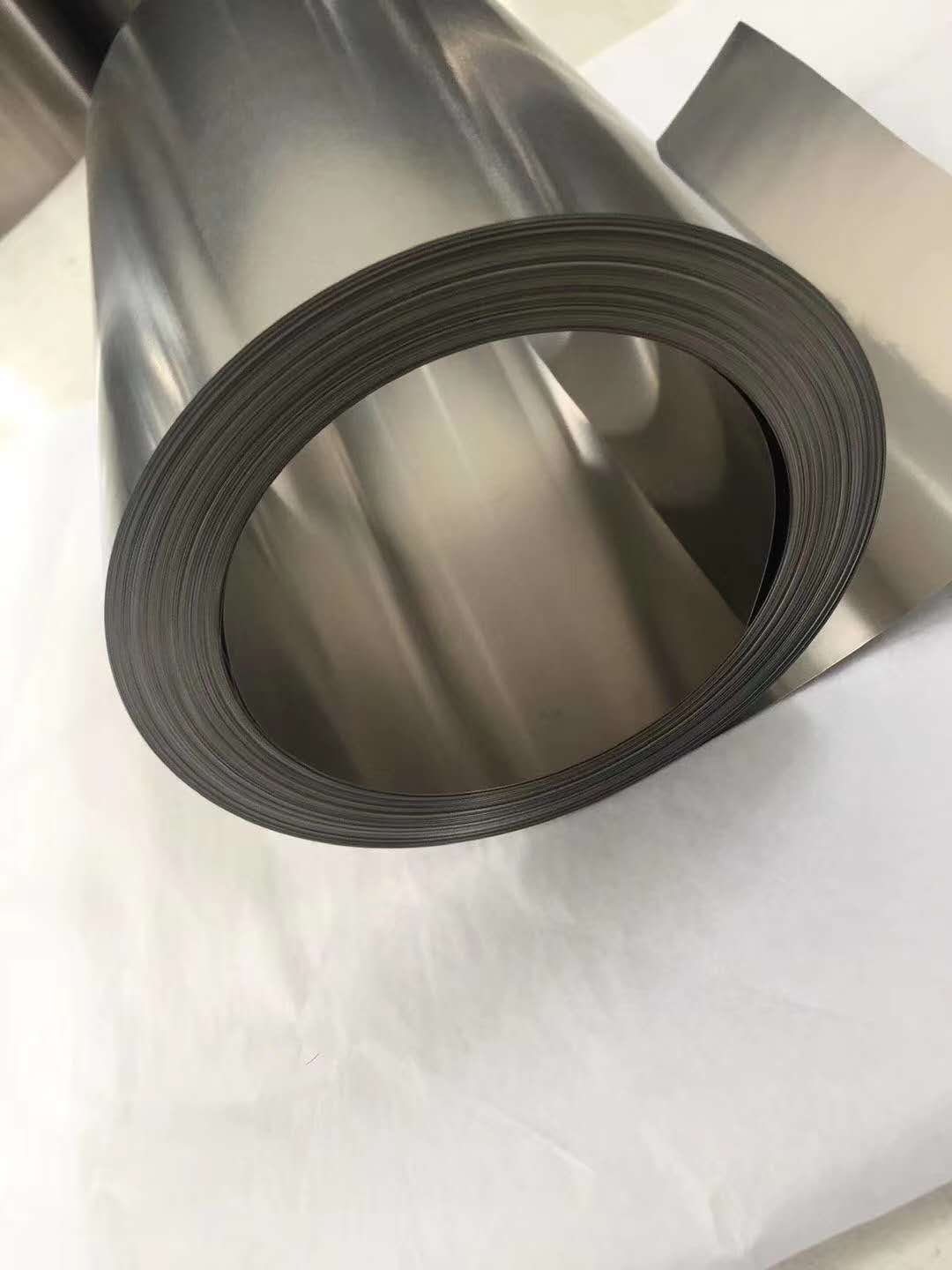 Niobium machined part